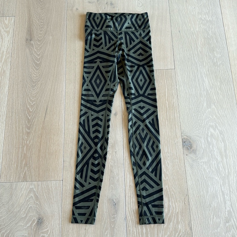 Lululemon leggings_size2